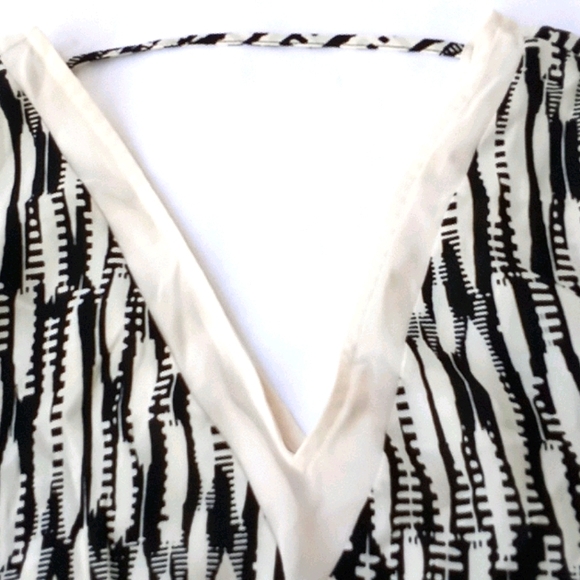 Express Print Top - Picture 4 of 4